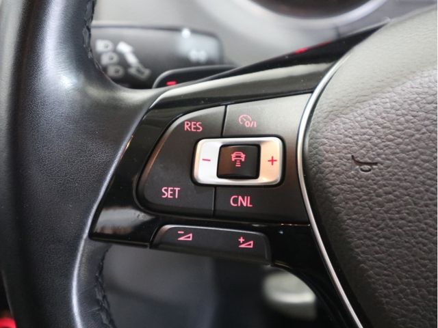 VolksWagen POLO 2017-03 181785-18