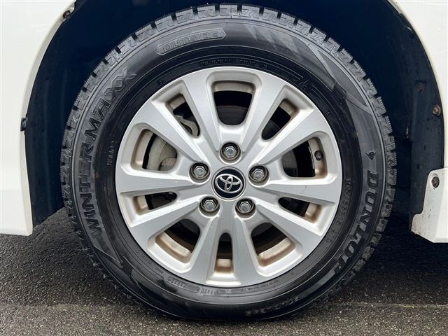 Toyota VOXY 2018-08 28634-28