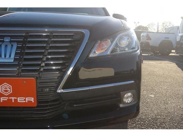 Toyota CROWN SEDAN 2013-08 183669-4