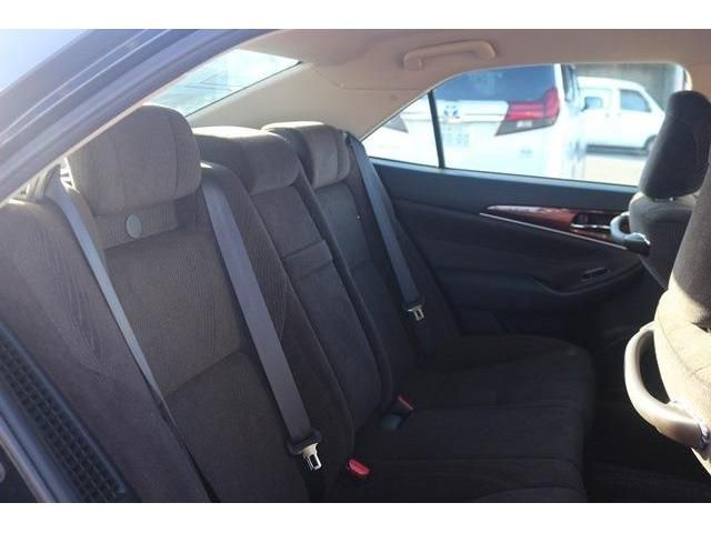 Toyota CROWN SEDAN 2013-08 183669-10