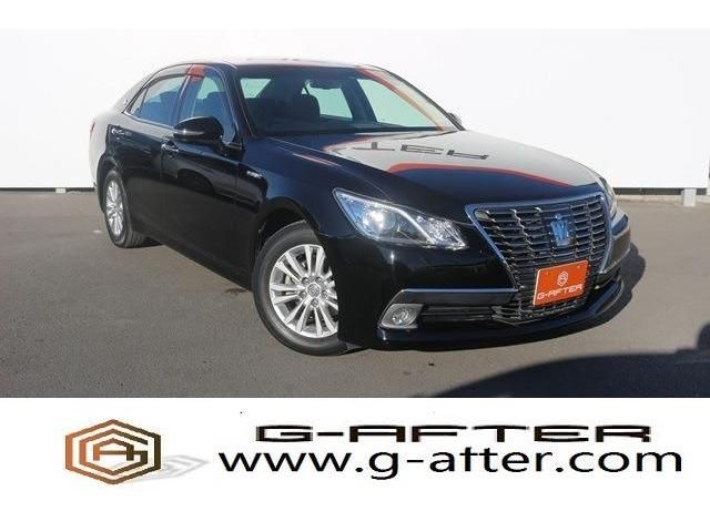 Toyota CROWN SEDAN 2013-08 183669-0