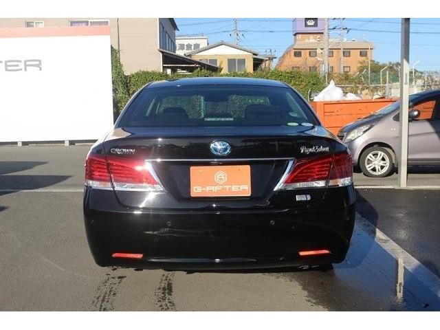 Toyota CROWN SEDAN 2013-08 183669-3