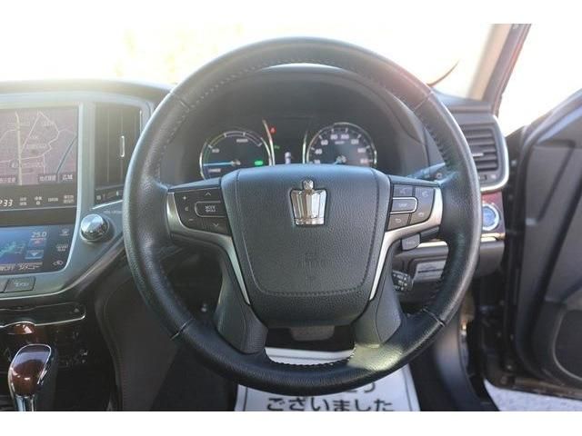 Toyota CROWN SEDAN 2013-08 183669-12