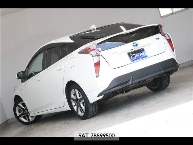 Toyota PRIUS 2017-06 282199-10