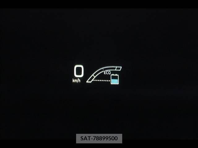 Toyota PRIUS 2017-06 282199-8