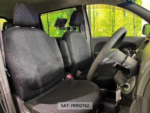 Toyota SIENTA 2014-01 368207-8