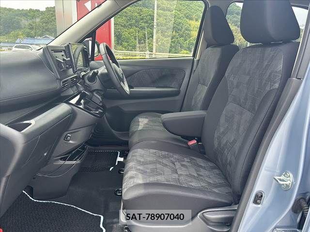 Mitsubishi EK X 2023-02 268352-16