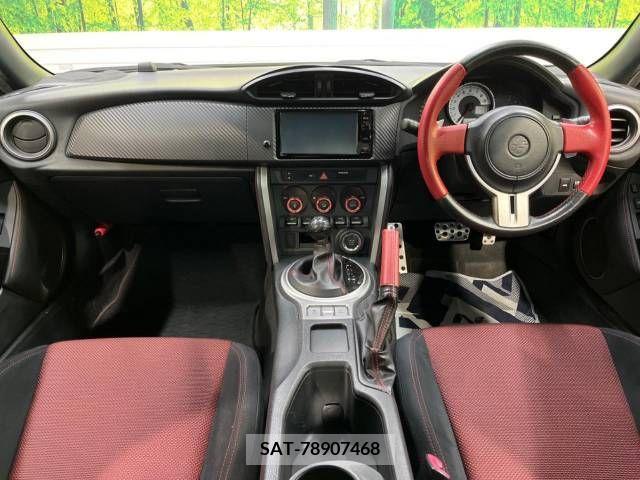 Toyota 86 2015-01 205209-1