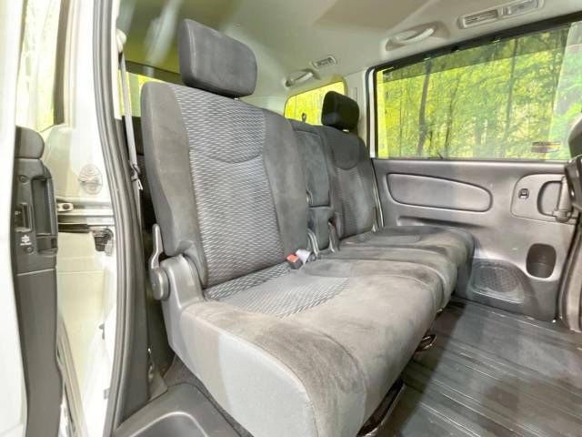 Nissan SERENA 2012-07 18112-9