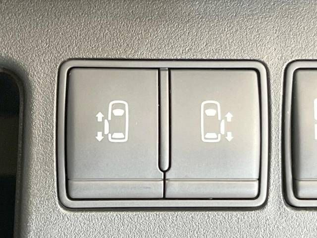 Nissan SERENA 2012-07 18112-5