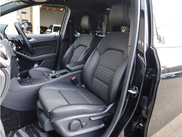 Mercedes Benz B-CLASS 2017-09 16525-13