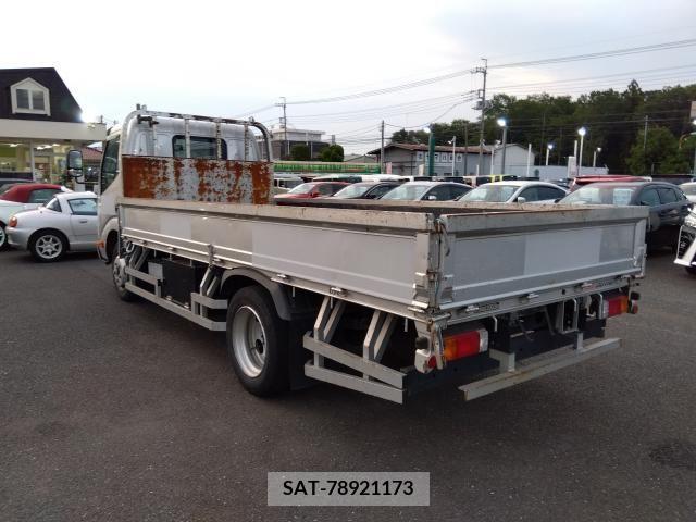 Hino DUTRO 2019-10 332808-1