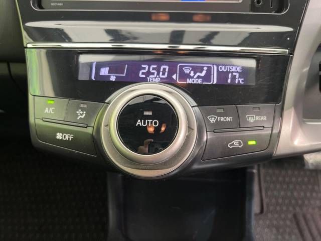 Toyota PRIUS ALPHA 2015-04 183908-7