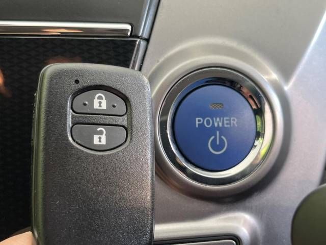 Toyota PRIUS ALPHA 2015-04 183908-5