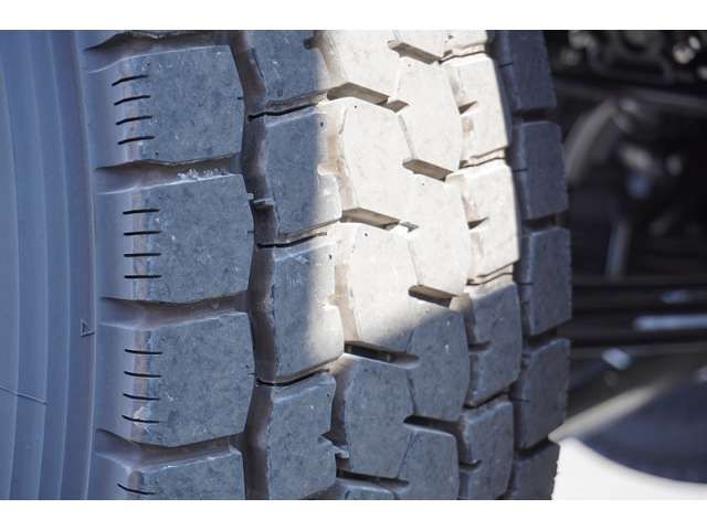 MITSUBISHI FUSO Fighter 2022-12 1666-9