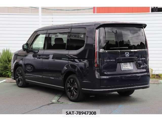 Honda STEP WGN 2022-11 324735-3