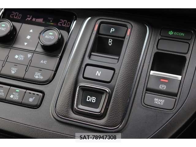 Honda STEP WGN 2022-11 324735-11