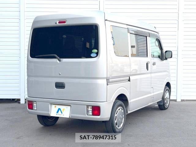 Suzuki EVERY 2017-02 271466-10