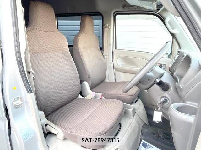 Suzuki EVERY 2017-02 271466-11