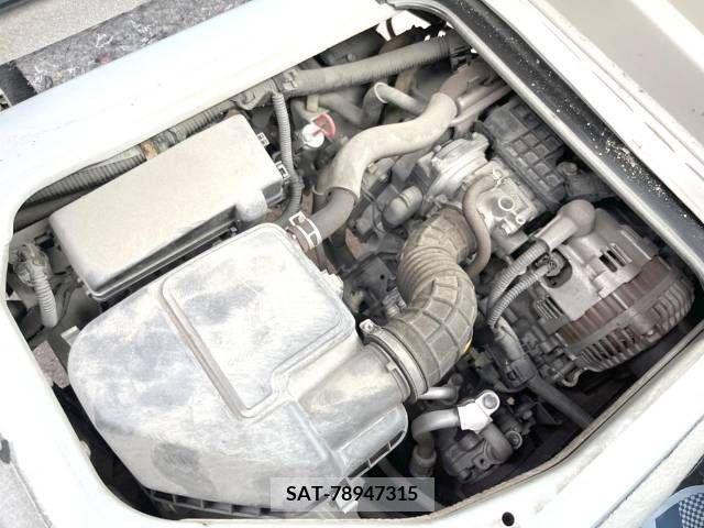 Suzuki EVERY 2017-02 271466-18