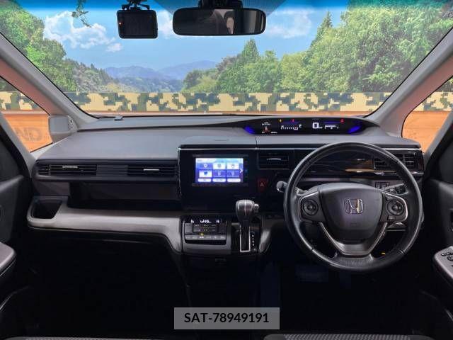 Honda STEP WGN 2016-12 239902-1