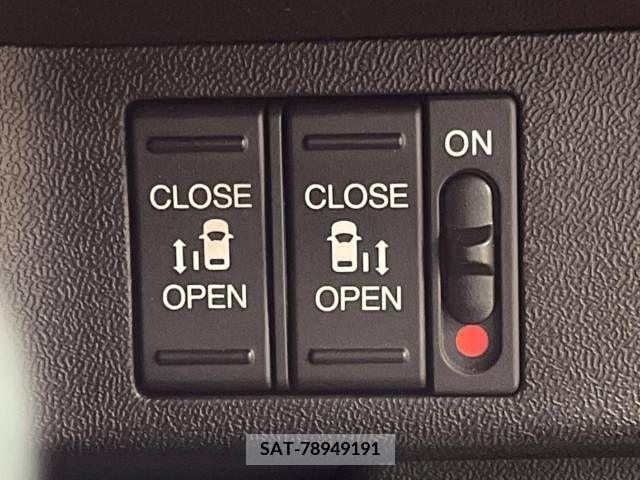 Honda STEP WGN 2016-12 239902-6