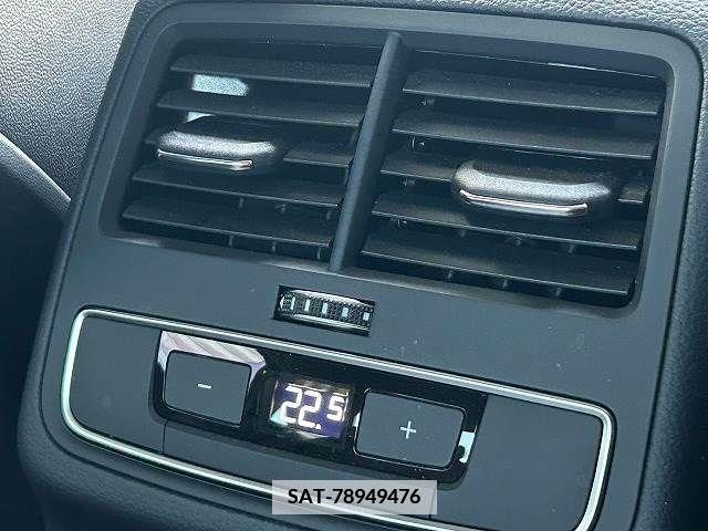 Audi A4 2019-06 356492-7