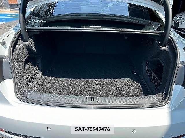 Audi A4 2019-06 356492-10