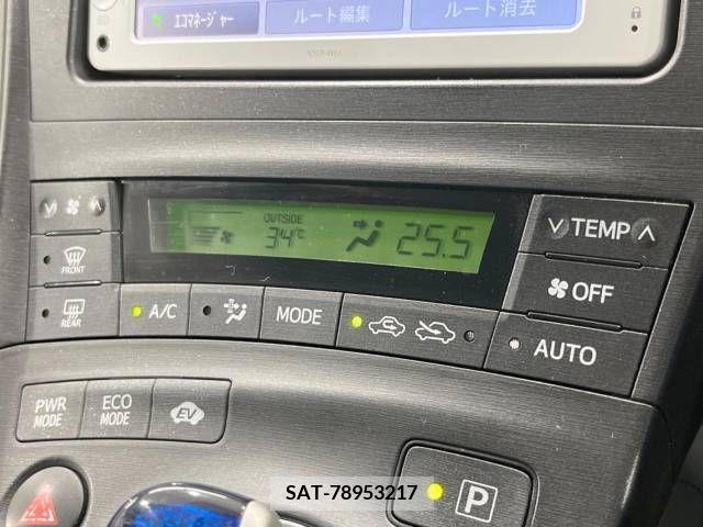 Toyota PRIUS 2011-10 341006-4