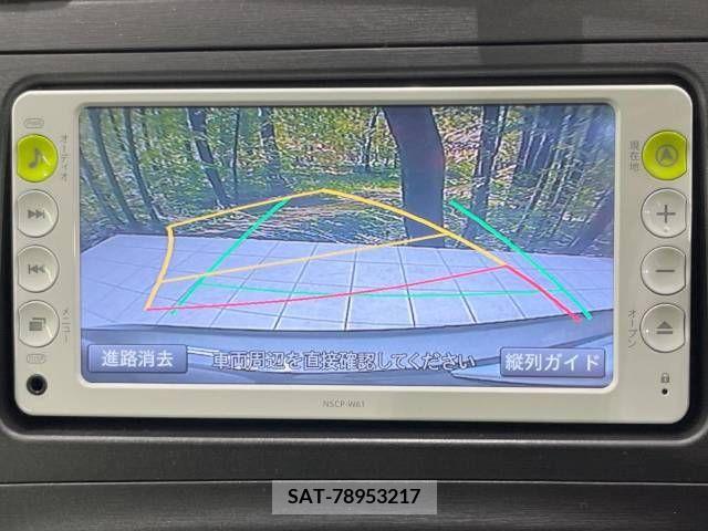 Toyota PRIUS 2011-10 341006-3