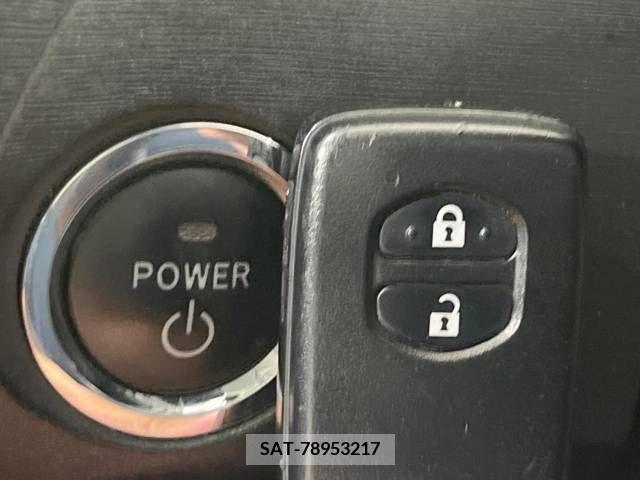 Toyota PRIUS 2011-10 341006-6