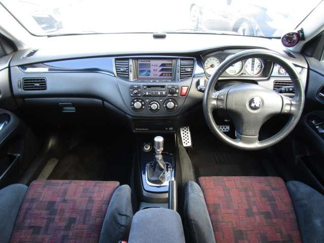 Mitsubishi LANCER 2002-04 183829-15