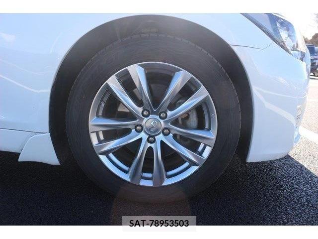 Nissan FUGA 2015-02 212230-11