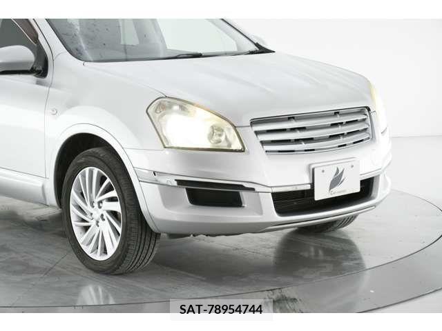Nissan DUALIS 2011-01 390519-2