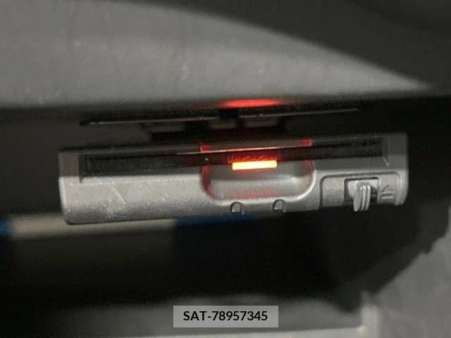 Nissan NOTE 2014-02 344699-6
