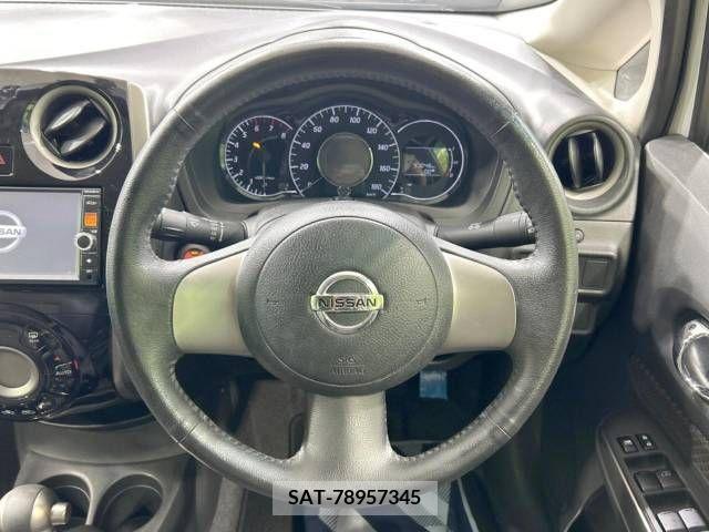 Nissan NOTE 2014-02 344699-11