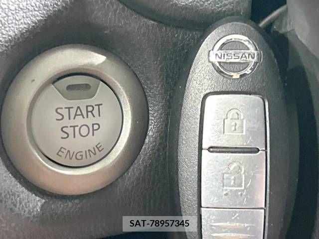 Nissan NOTE 2014-02 344699-4