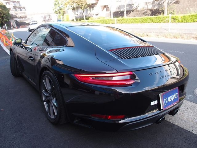 Porsche 911 2019-03 15923-2
