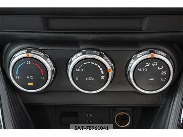 Mazda DEMIO 2015-05 228533-14
