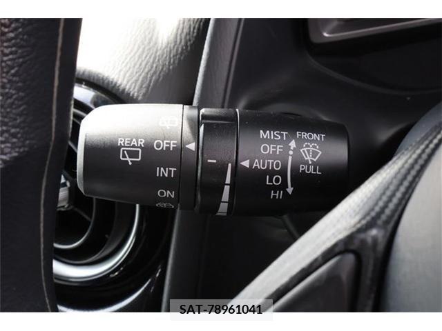 Mazda DEMIO 2015-05 228533-13