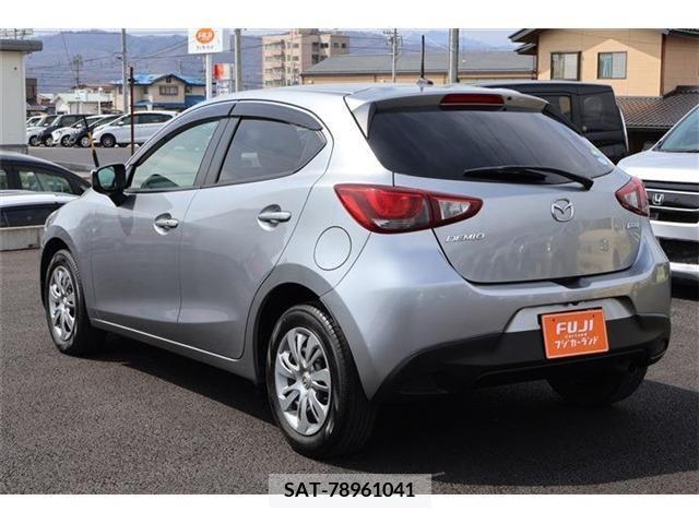 Mazda DEMIO 2015-05 228533-1