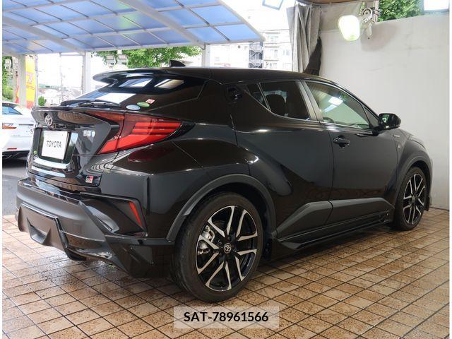 Toyota C-HR 2020-01 357830-11