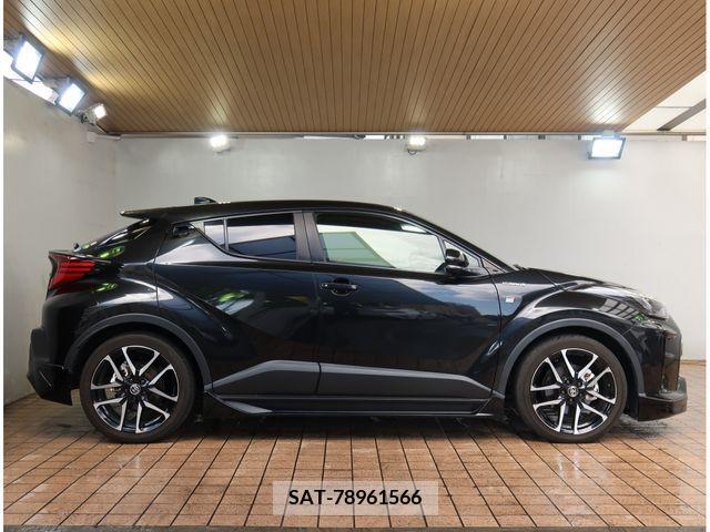 Toyota C-HR 2020-01 357830-10