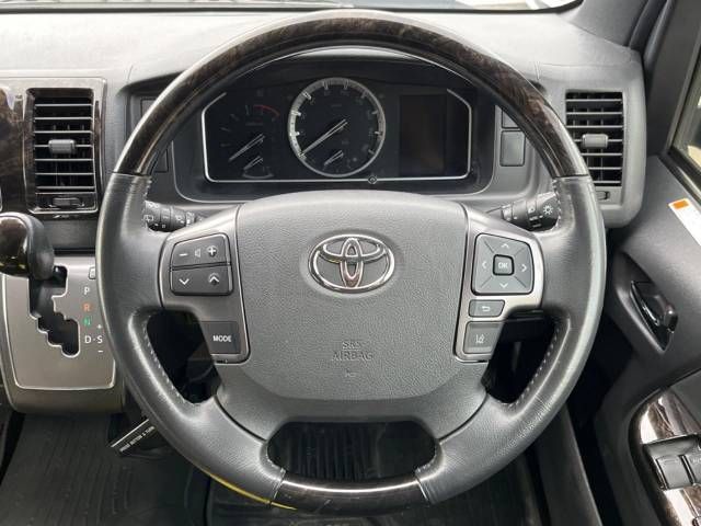Toyota HIACE VAN 2020-09 194868-10
