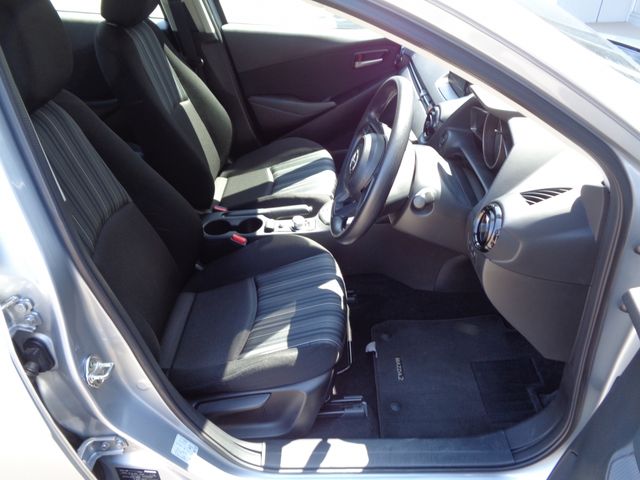 Mazda MAZDA2 2020-04 2221-23