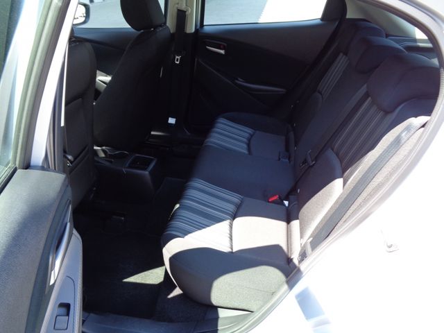 Mazda MAZDA2 2020-04 2221-26
