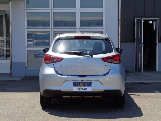 Mazda MAZDA2 2020-04 2221-19