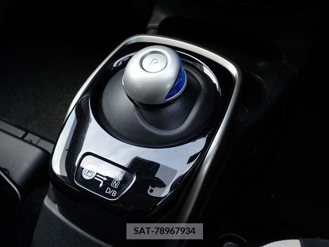 Nissan NOTE 2019-01 207585-7