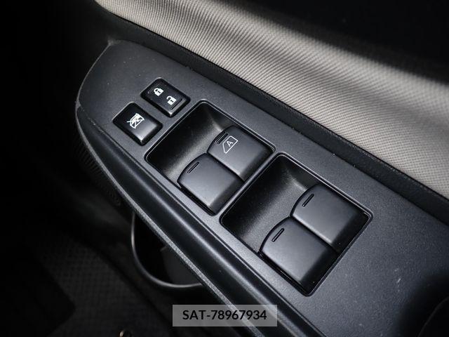 Nissan NOTE 2019-01 207585-11