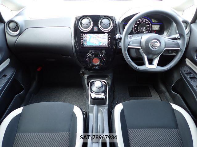Nissan NOTE 2019-01 207585-1